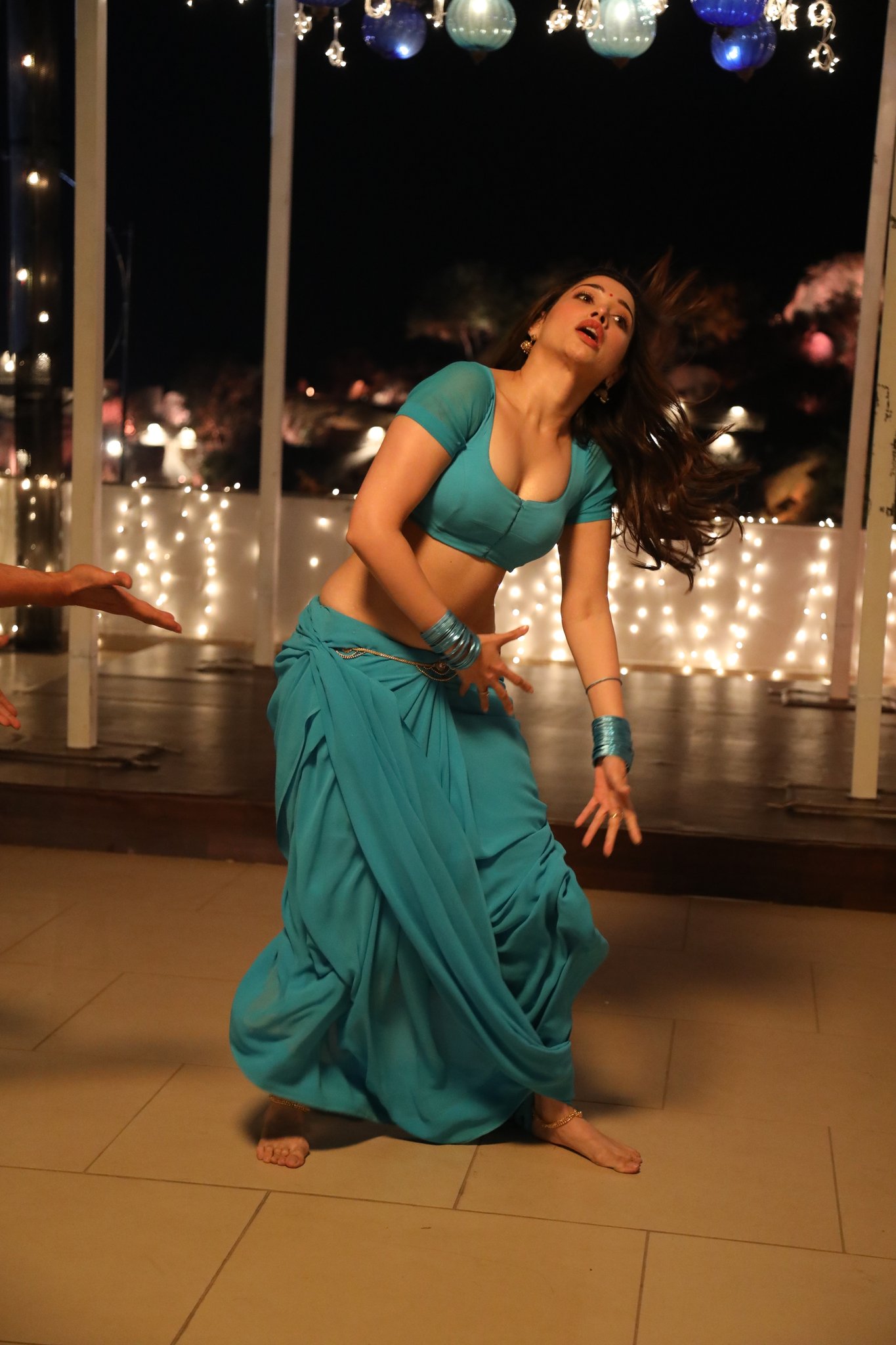 Tamannaah Bhatia Latest Saree Navel Extreme Stills From F2 Movie Part