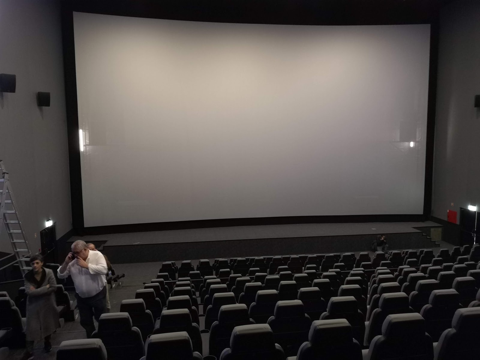 A experiência de Diogo na sala ScreenX dos Cinemas NOS