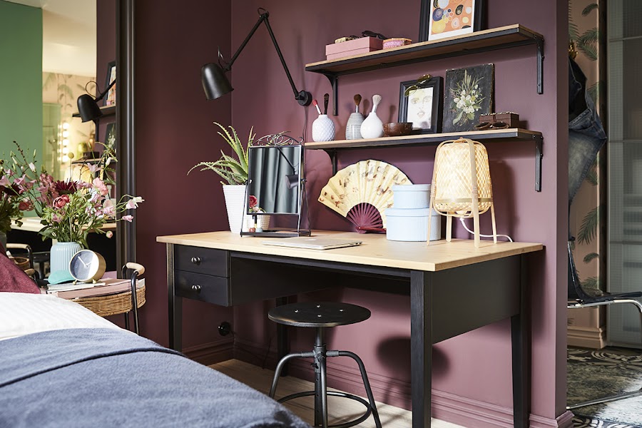 DORMITORIO DE IKEA CON TOCADOR