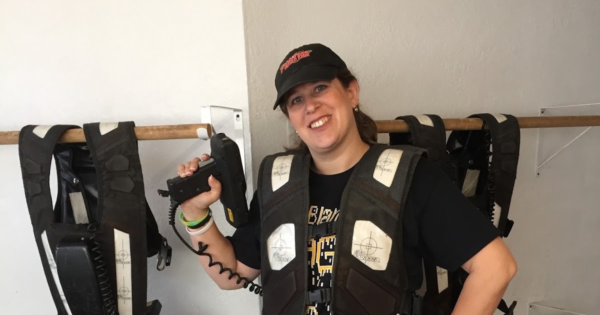 Tiviachick Loves Laser Tag Paintball Palace