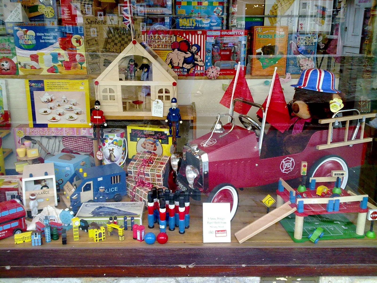 toystoystoys.co.uk Week of Fun in Looe