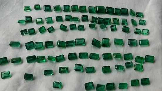 đá emerald thiên nhiên