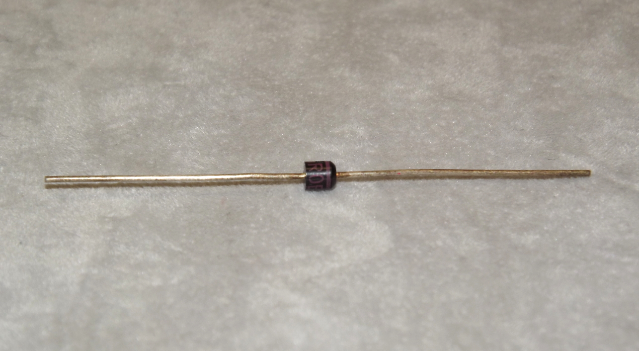 For Sale 1R0B Vintage Silicon Diodes £0.99 for 10 One One Two.....