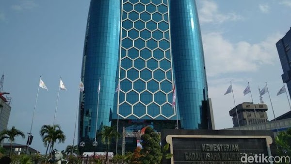Kementerian BUMN Belum Tahu 1.300 Pegawai Krakatau Steel Mau di-PHK Kementerian BUMN Belum Tahu 1.300 Pegawai Krakatau Steel Mau di-PHK