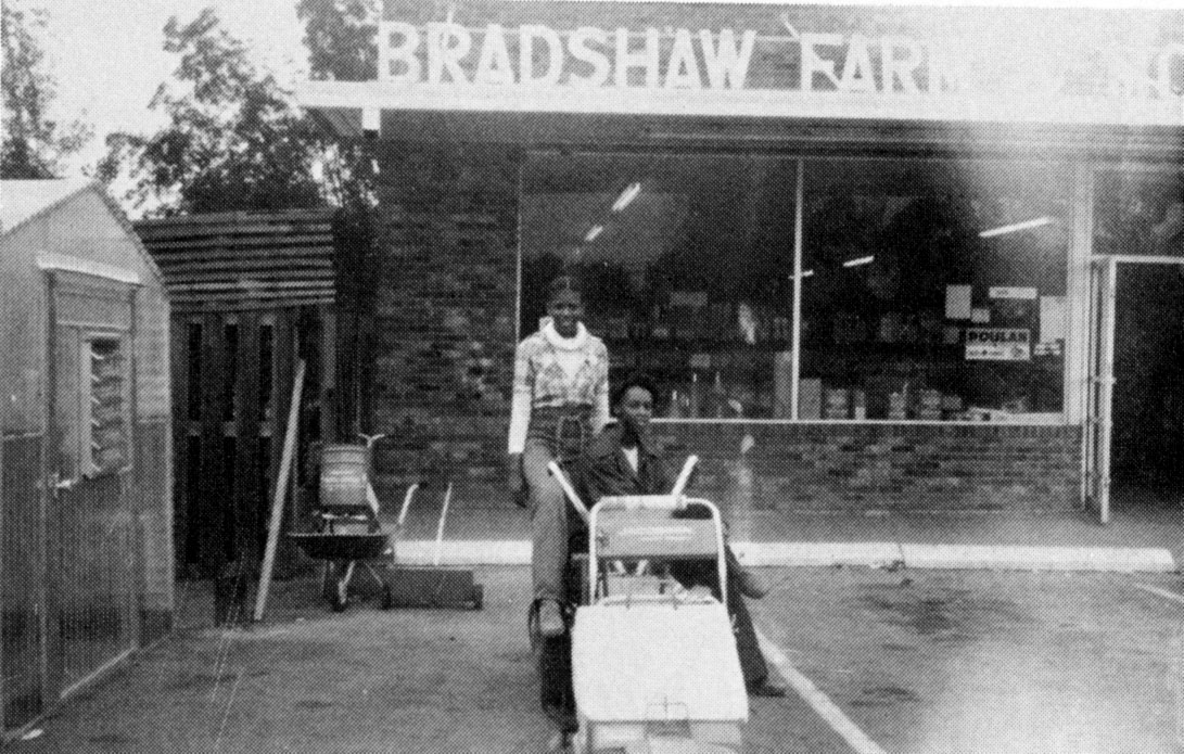 IMAGES OF OUR PAST BRADSHAW FARM STORE, 1979