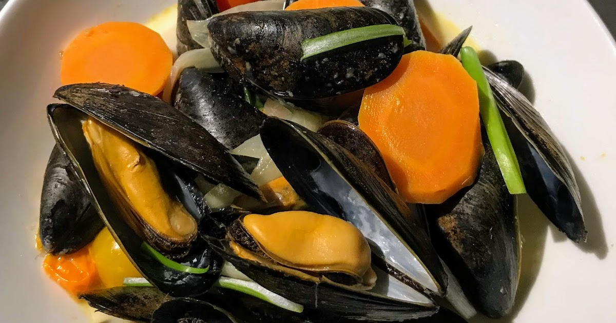 Mussels in Curry Coconut Sauce