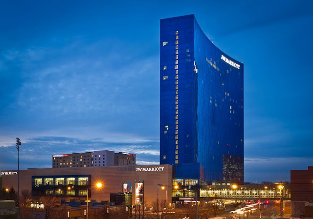 Reserve your stay at JW Marriott Indianapolis to indulge in the best the city has to offer. JW Marriott Indianapolis combines comfort, convenience and congeniality so you can luxuriate in a restorative getaway.