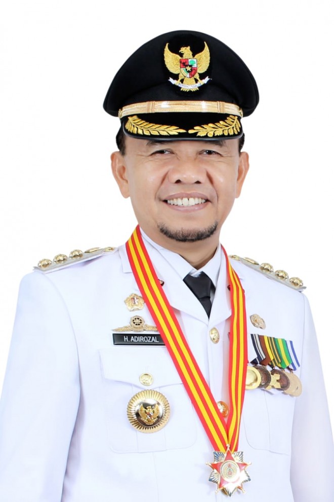 Bupati Adirozal Penuhi Undangan KPK Untuk Klarifikasi Harta Kekayaan