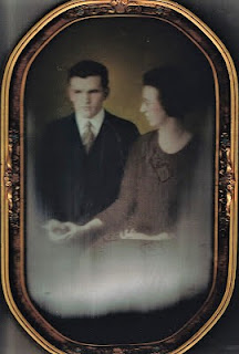 Samuel W. Bean and his wife, the former Maude M. Woodworth, of Alameda, California, in an undated portrait from the 1920s; https://afamilytapestry.blogspot.com/