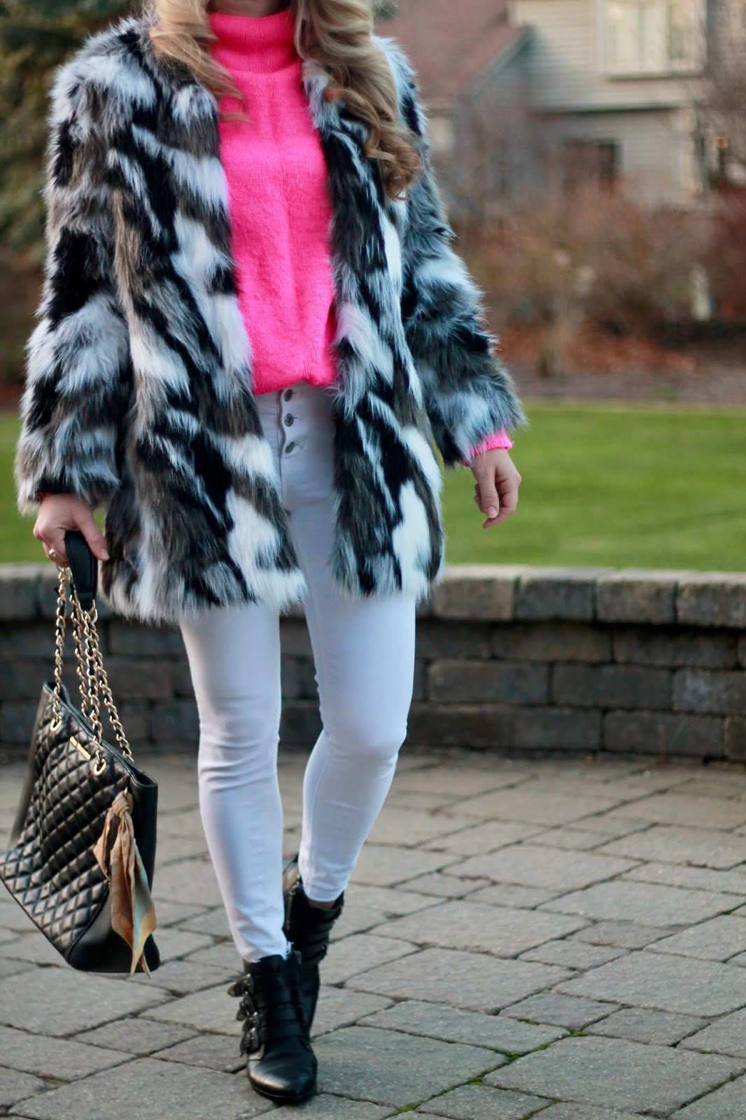 What? Faux Fur Coat Casually? & Confident Twosday Linkup I do deClaire