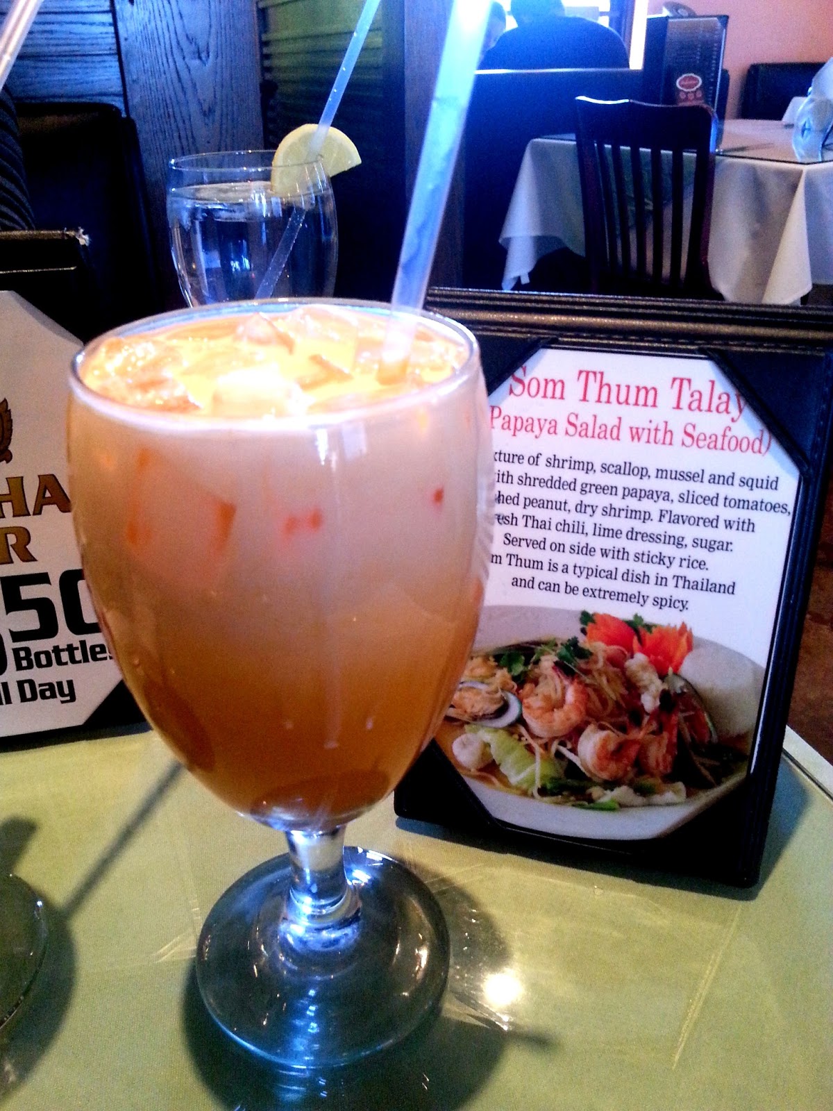 Nafisa's World: Restaurant Review: Banana Leaf Thai