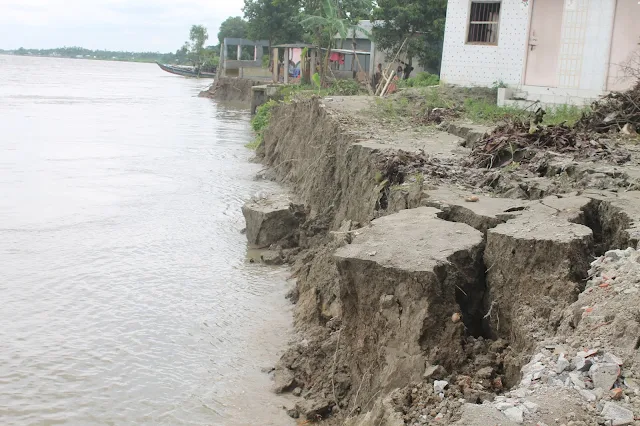 ভাঙ্গন; শ্লোক - ৪৯৬