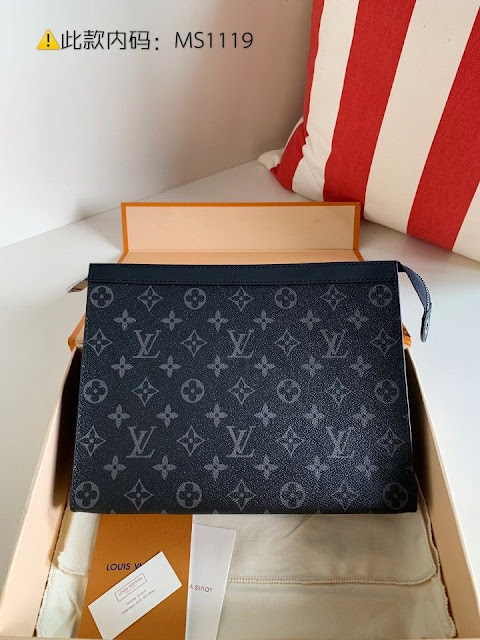 Clutch nam Louis Vuitton