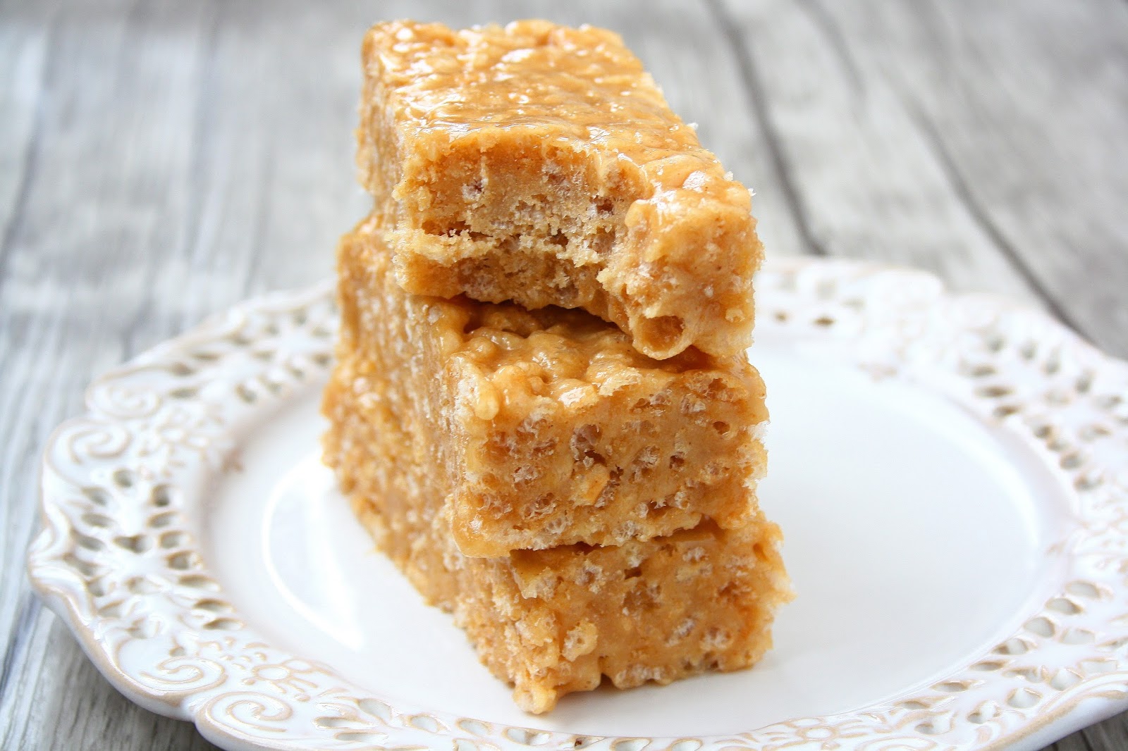 collecting memories 3 Ingredient Healthy Peanut Butter Rice Krispie Treats