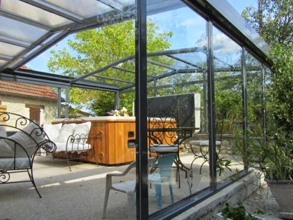 Effective ideas for a canopy made of glass
