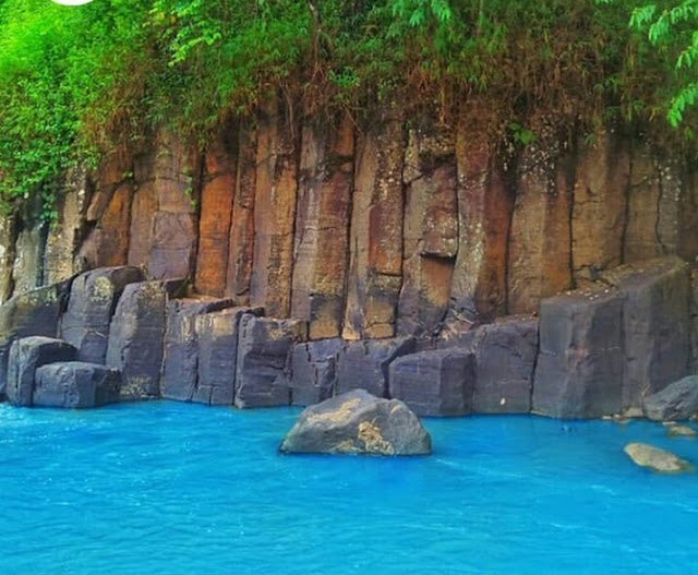 Leuwi Korsi Pesona Air Biru Di Bungbulang Garut