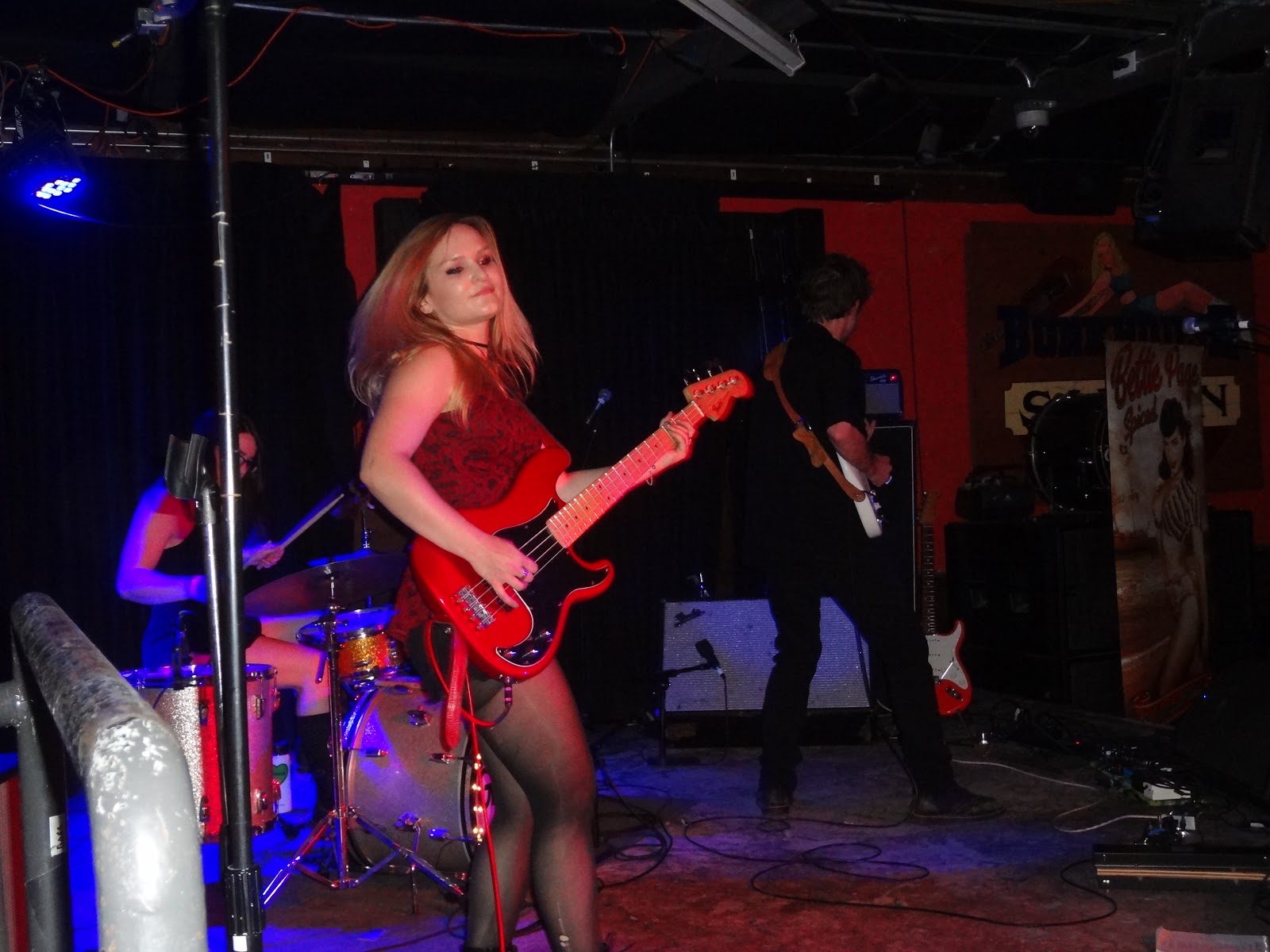 Rich's R'n'R Rants & Raves The Surfrajettes, the Greasy Gills and the