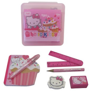 Hello Kitty cupcake desk stationary set