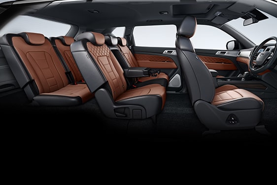 2020 Mahindra Alturas G4 3-row SUV