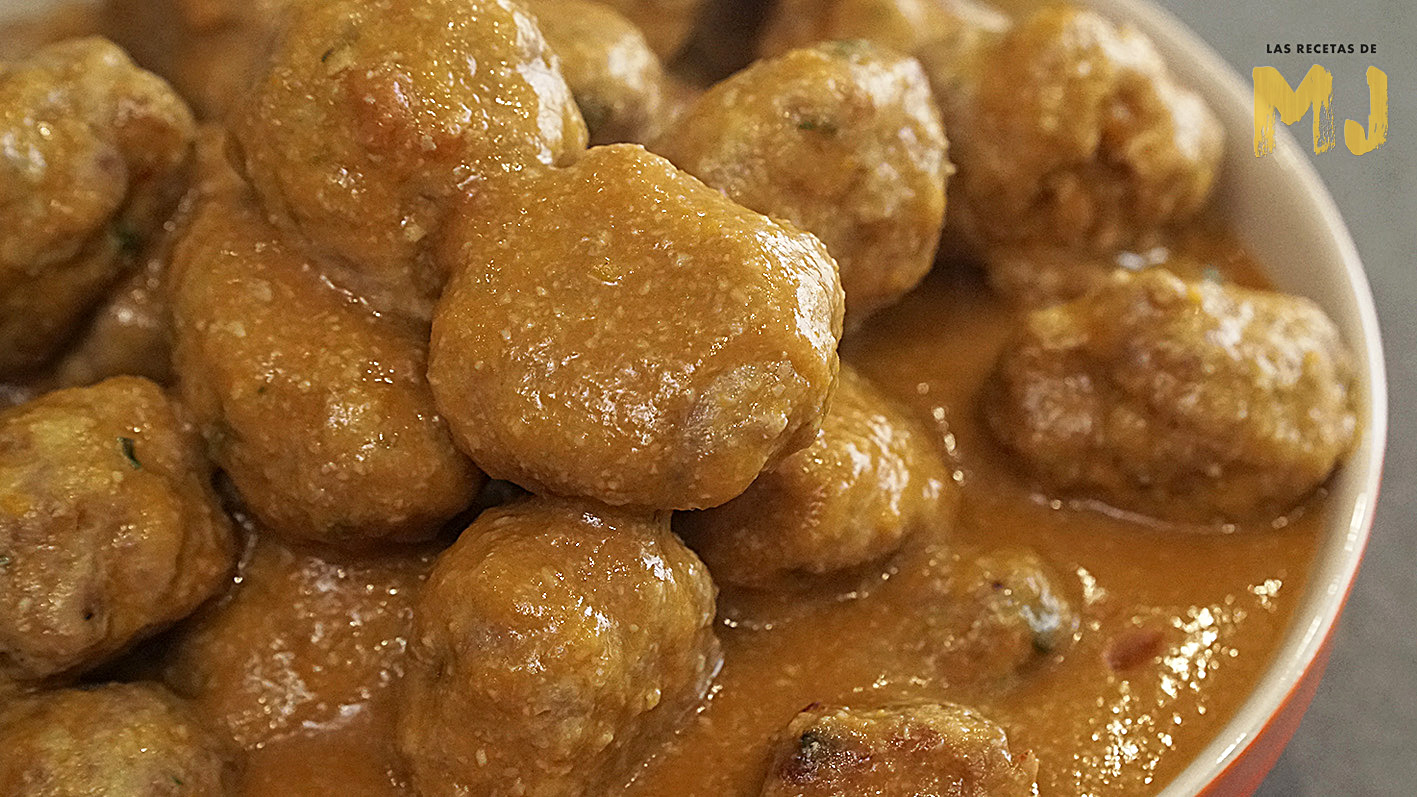 Receta tradicional de albóndigas en salsa española, un clásico tan fácil como resultón