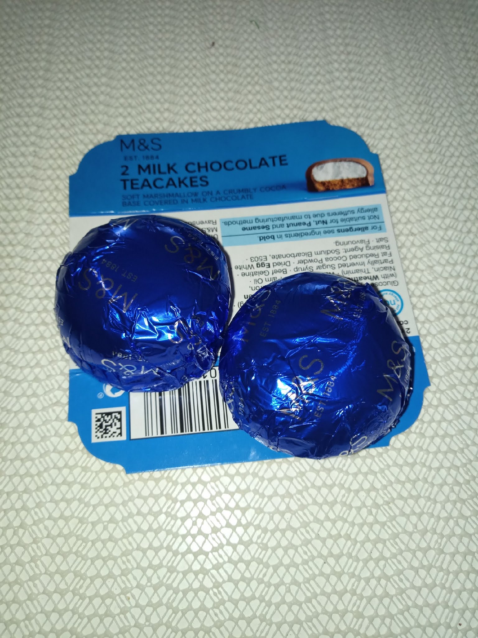 Supersupergirl's Food Reviews [Review] M&S Marks and Spencers Milk