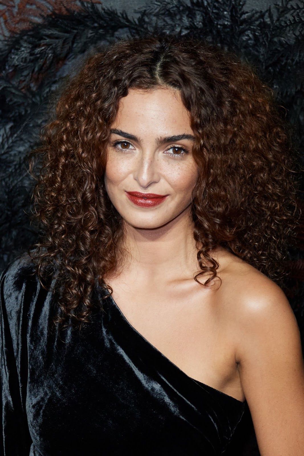 anna shaffer the witcher premiere in london 0 0 wednesday december 18
