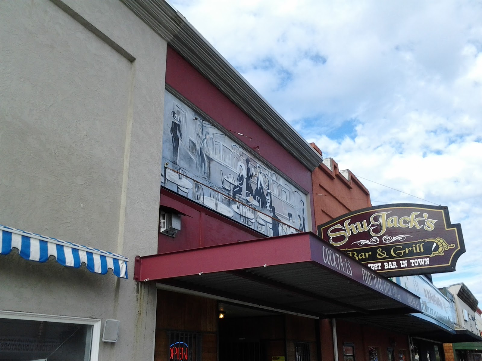 James Abbott, East Grays Harbor County Muralist ShuJack's Bar & Grill