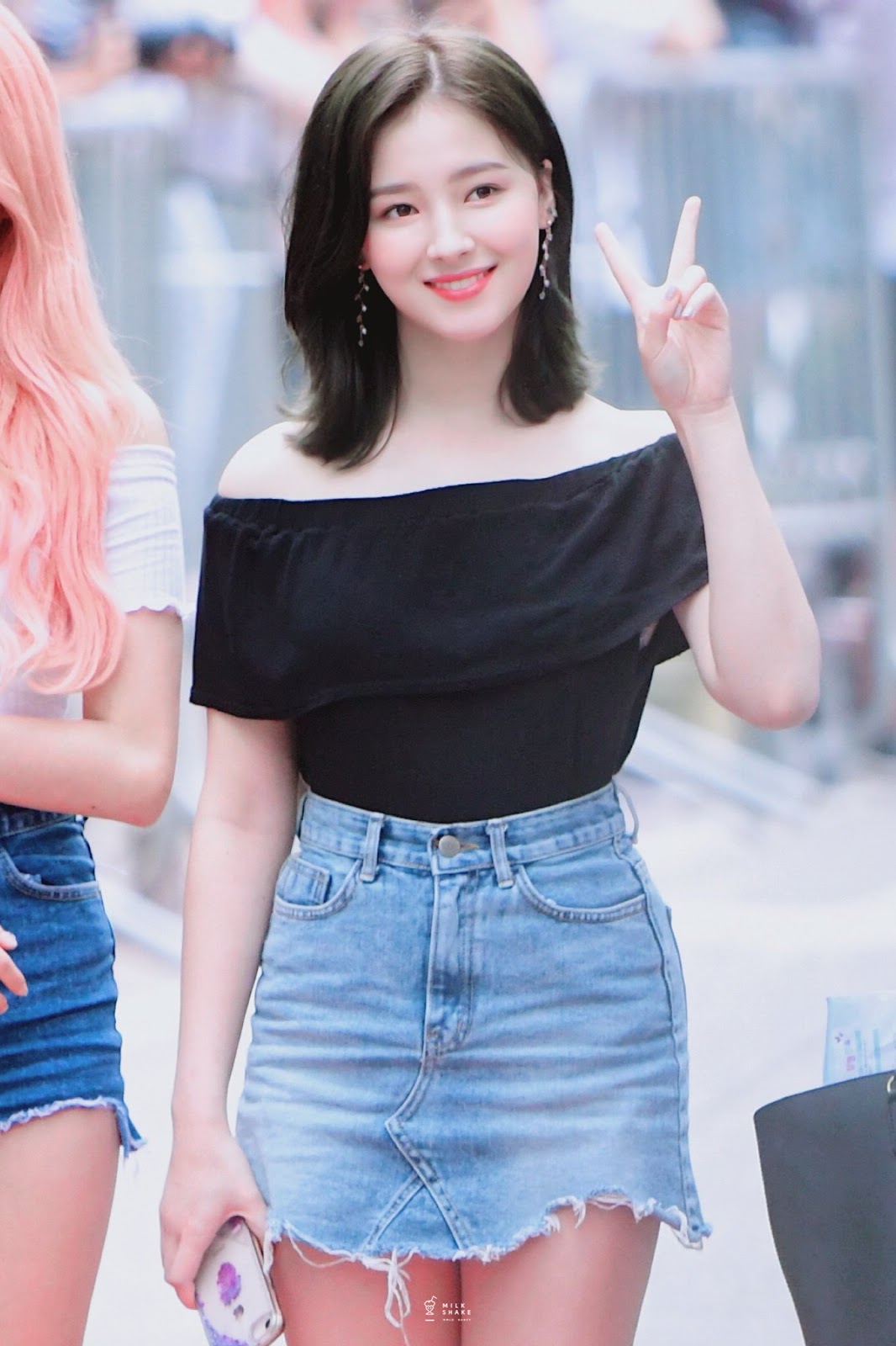 nancy jewel mcdonie momoland biography photos nancy jewel mcdonie momoland biography photos