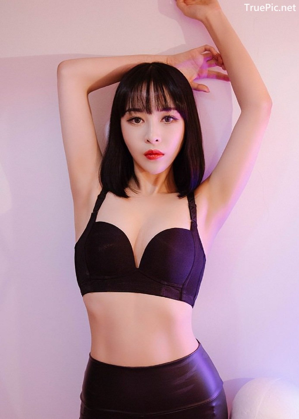 Image-Korean-Fashion-Model-Ryu-Hyeonju-We-x-You-Lingerie-Set-TruePic.net- Picture-29