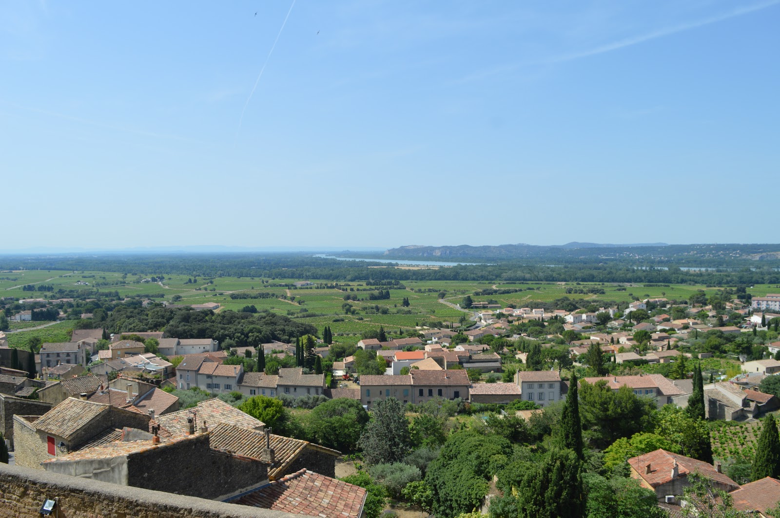 La Grande Tour Day 23 25 June Chateauneuf Du Pape Avignon