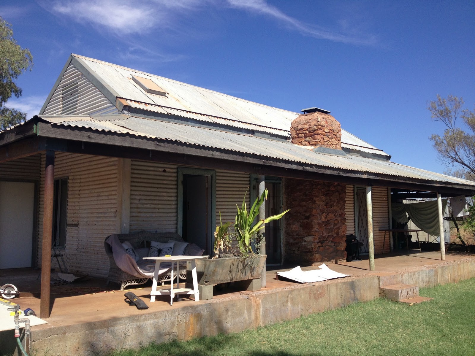 B around Australia Lyndon Station {Work}