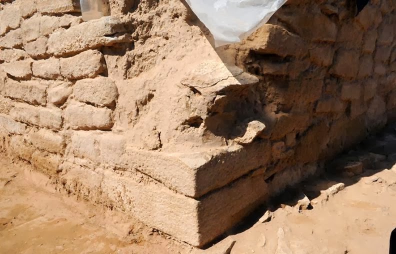 Altar relics found at China's neolithic city ruins Altar relics found at China's neolithic city ruins