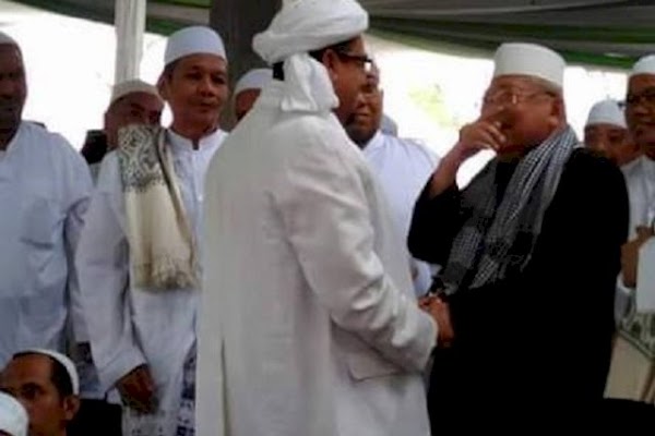 Pintu Sudah Terbuka, PKS Sarankan Habib Rizieq Bertandang Ke Kediaman Maruf Amin