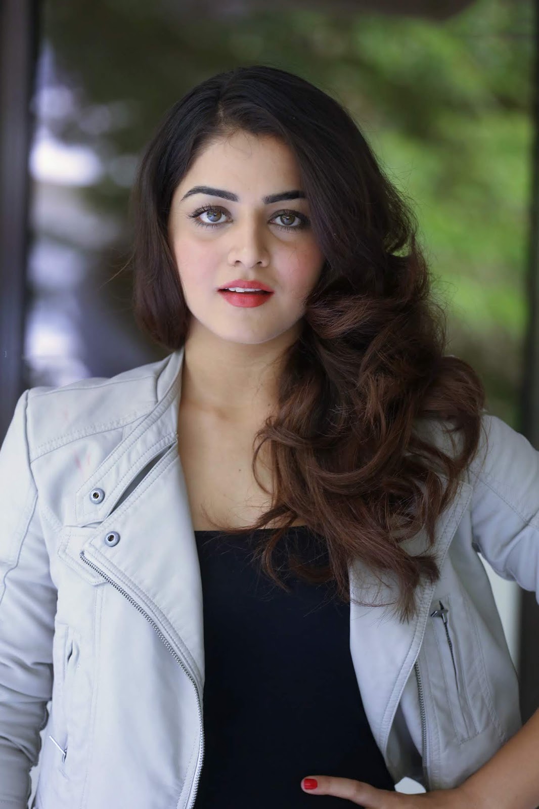 Beauty Galore HD : Wamiqa Gabbi Hot Punjabi Actress Latest Stylish and ...