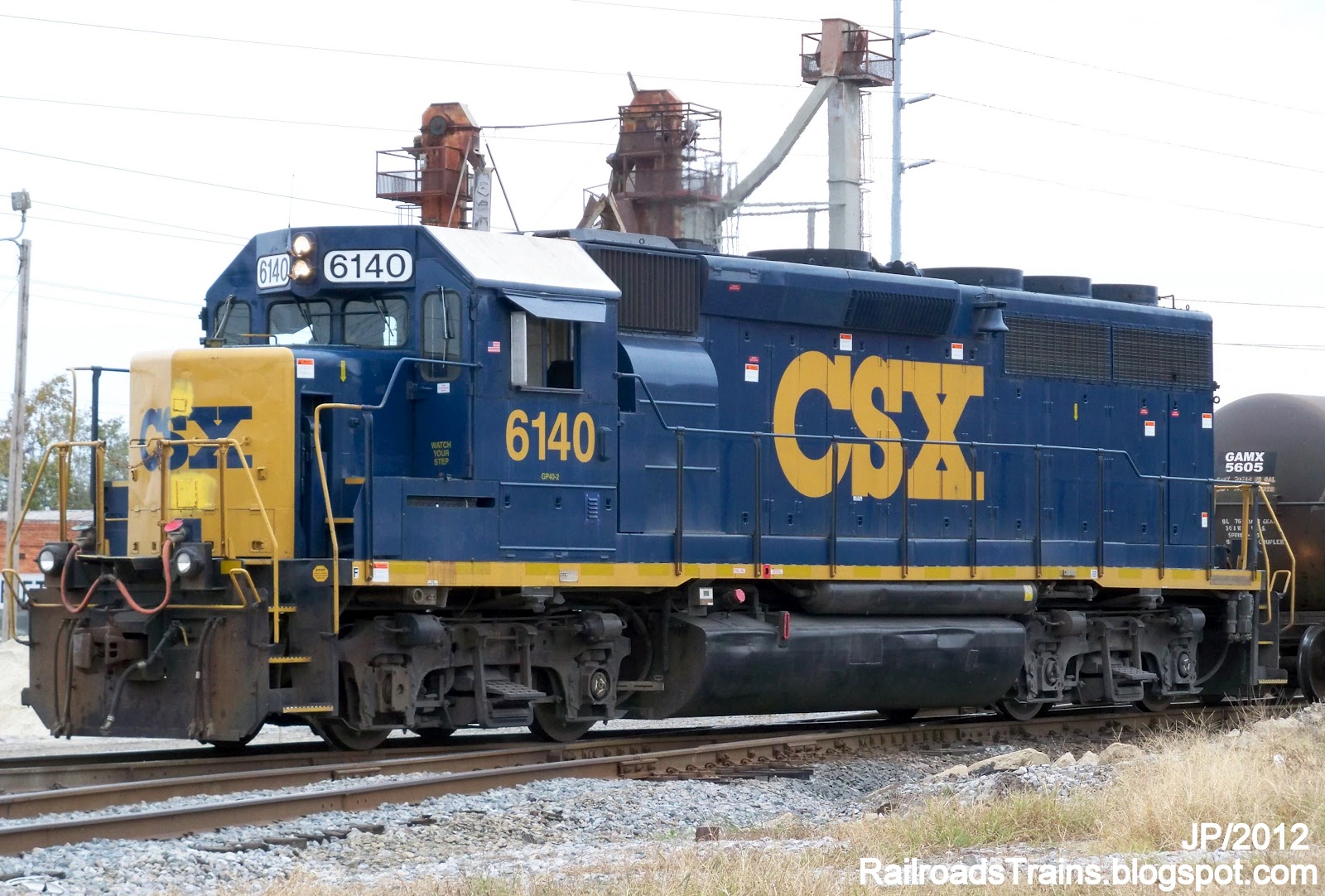 CSX+6140+GP40-2++EMD+Locomotive+Train+En