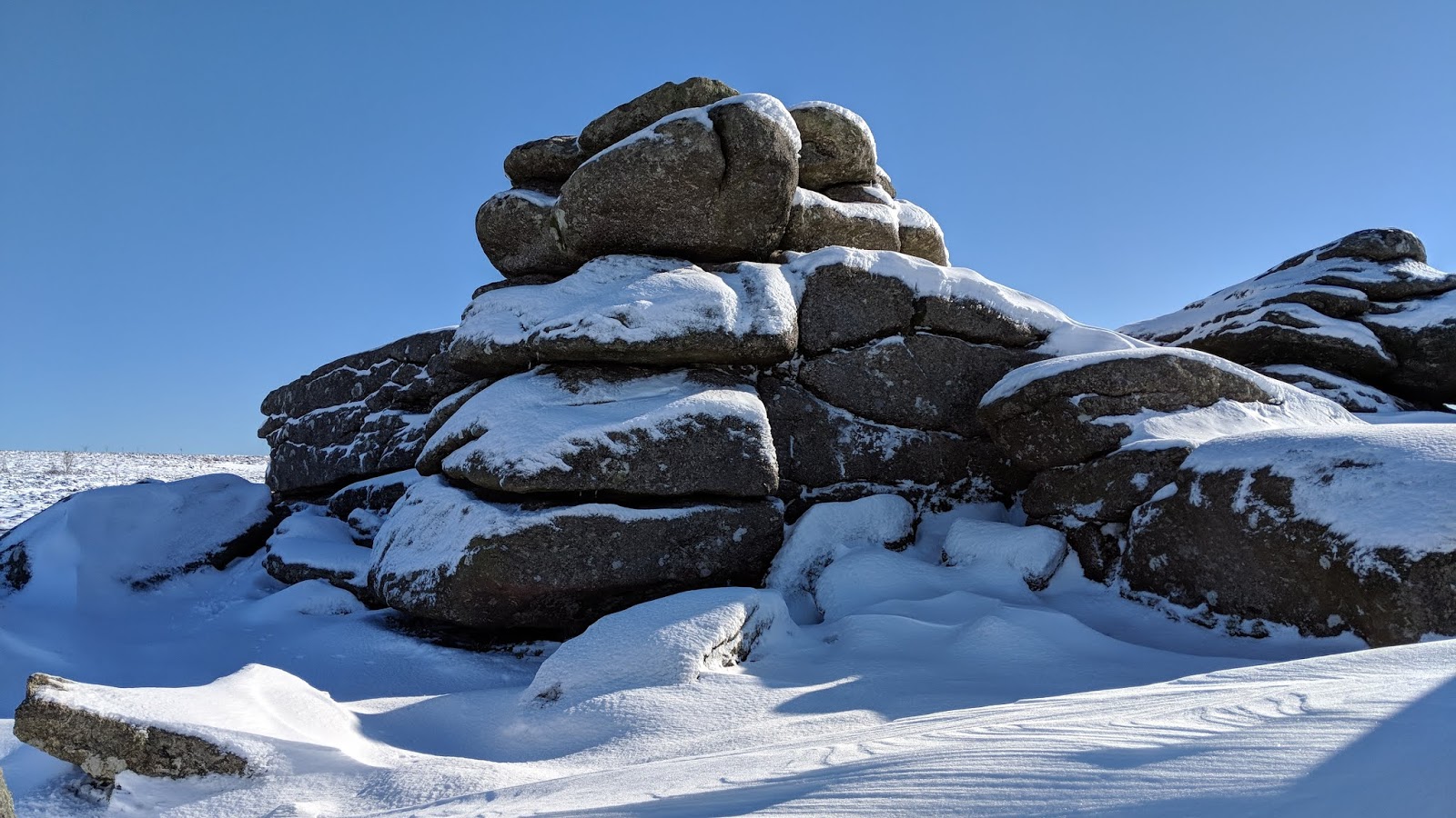 Max Piper - Tor Bagger: Dartmoor: Slade Cross to Bag Tor (in the Snow)