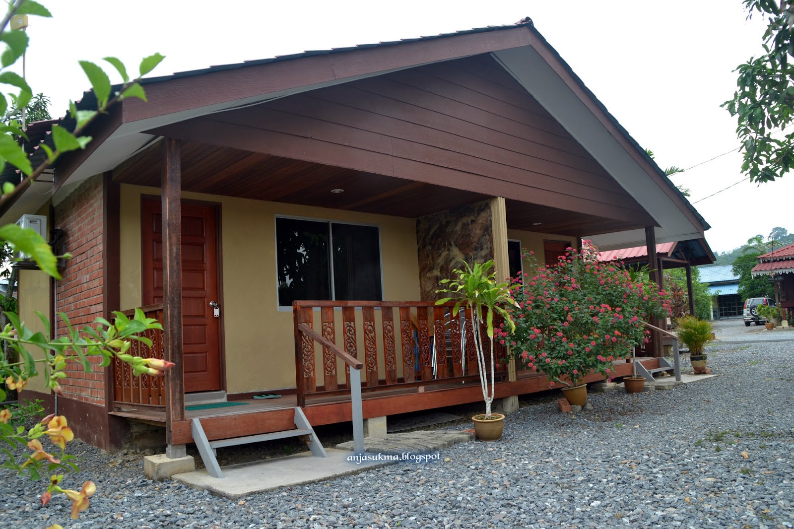 My World: Homestay D Kampung