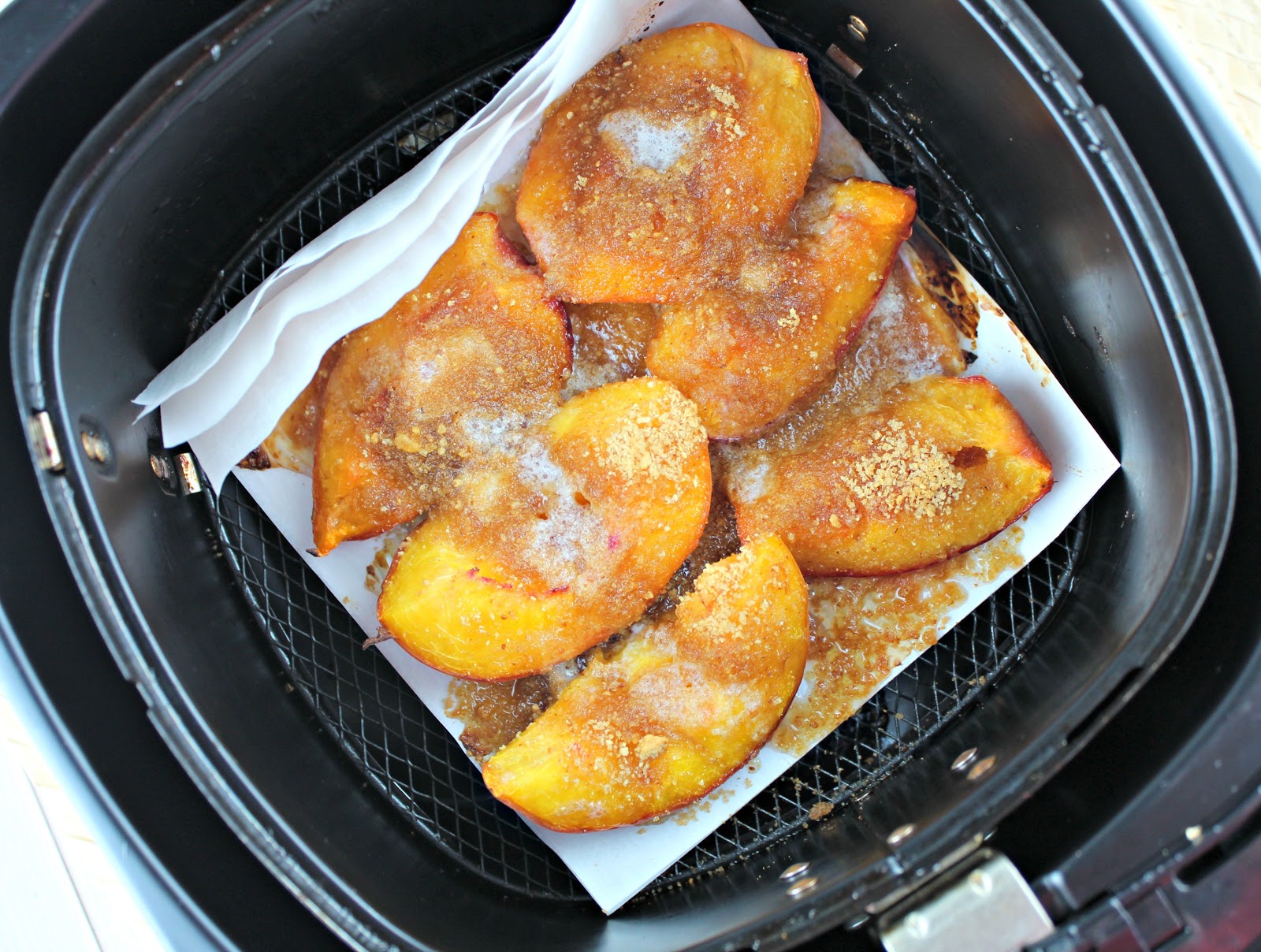 Air Fryer Peaches 