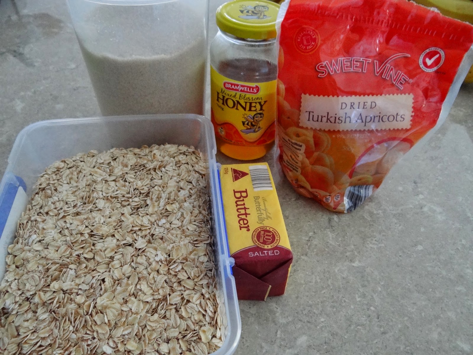 ALDI home cook Apricot & oat bars