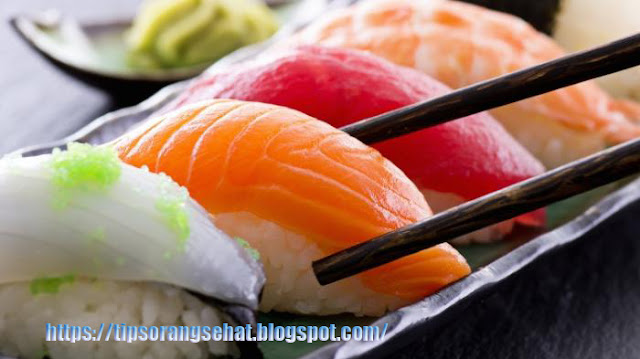 Hindari Konsumsi Sushi Dengan Daging Ikan Mentah