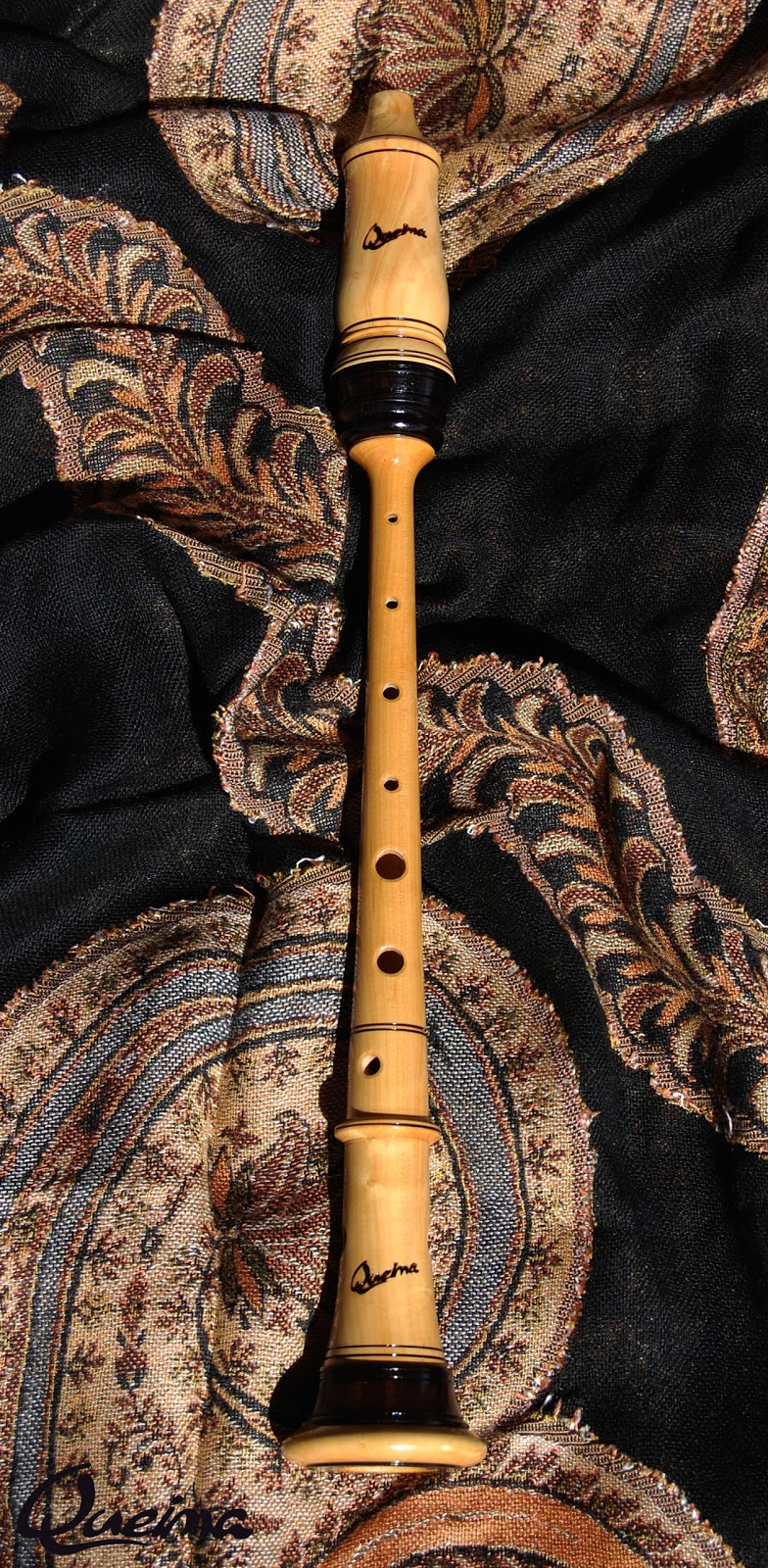 Instrumentos tradicionais: abril 2012