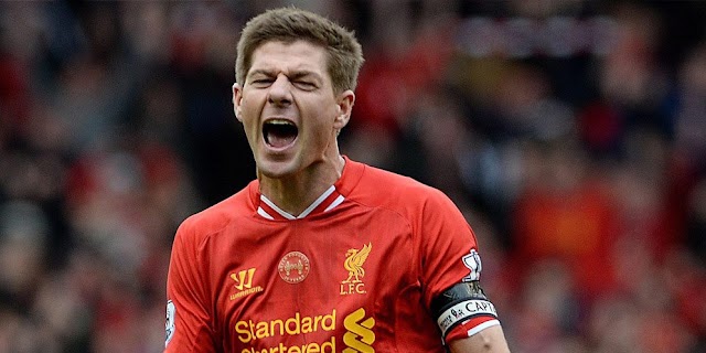 Hari Ini 6 Tahun yang Lalu: Steven Gerrard dan Liverpool Sama-sama Terpeleset