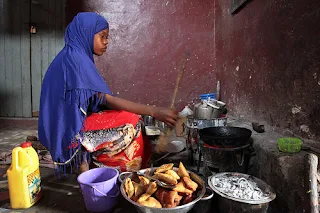 Cooking cassava fritters