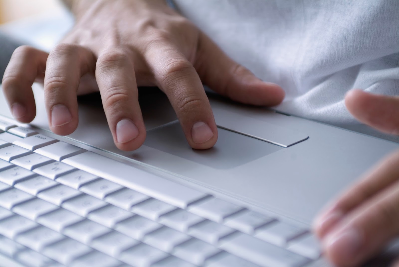 Problème souris/touchpad Astucesinformatique