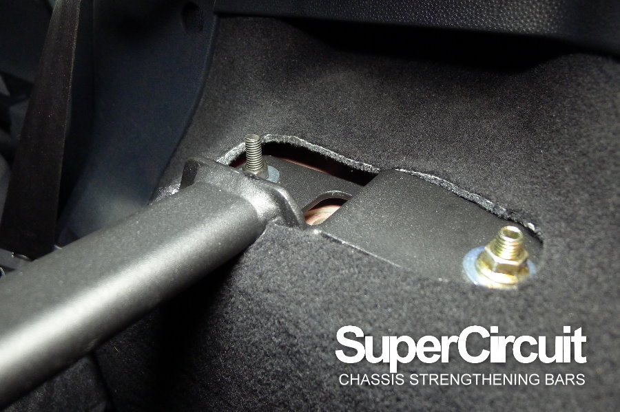 SUPERCIRCUIT CHASSIS STRENGTHENING BARS Ford Fiesa Mk7 Rear Strut Bar