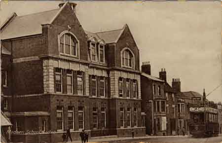 Bedfordshire At War: The Home Front: Teaching Foreign Languages