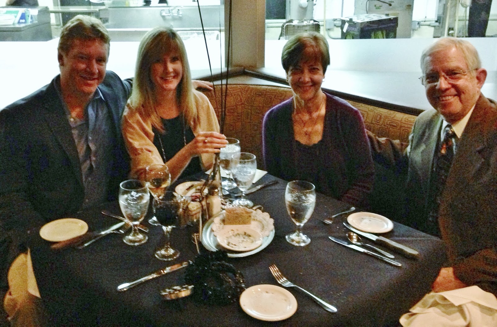 Bill Crider's Pop Culture Magazine New Year's Eve at the Pelican Club