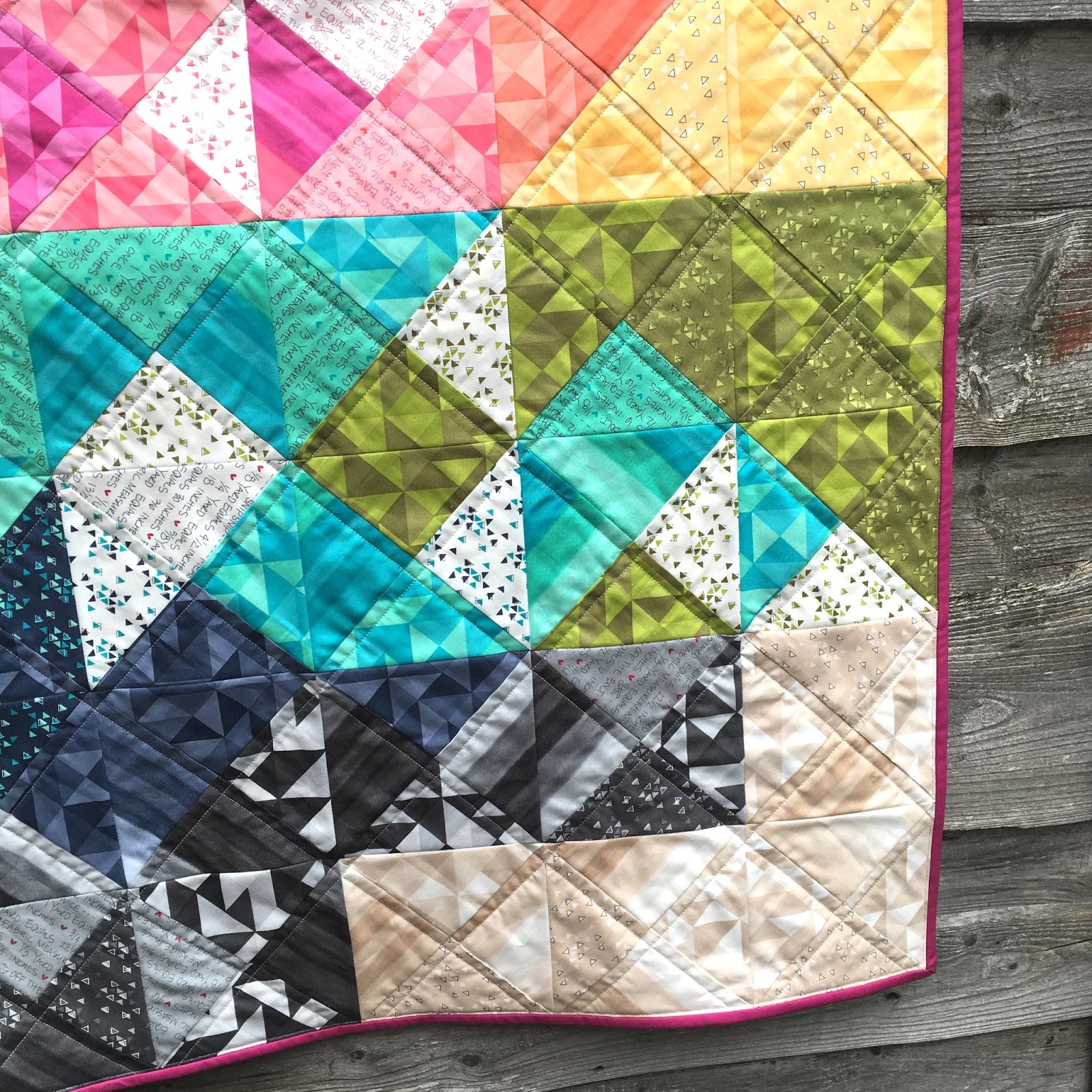 Spectrum qst quilt & mini quilts / CHARM ABOUT YOU