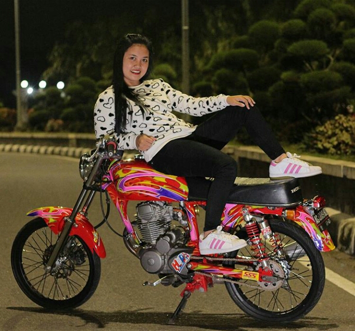 Kumpulan foto model motor modifikasi cantik