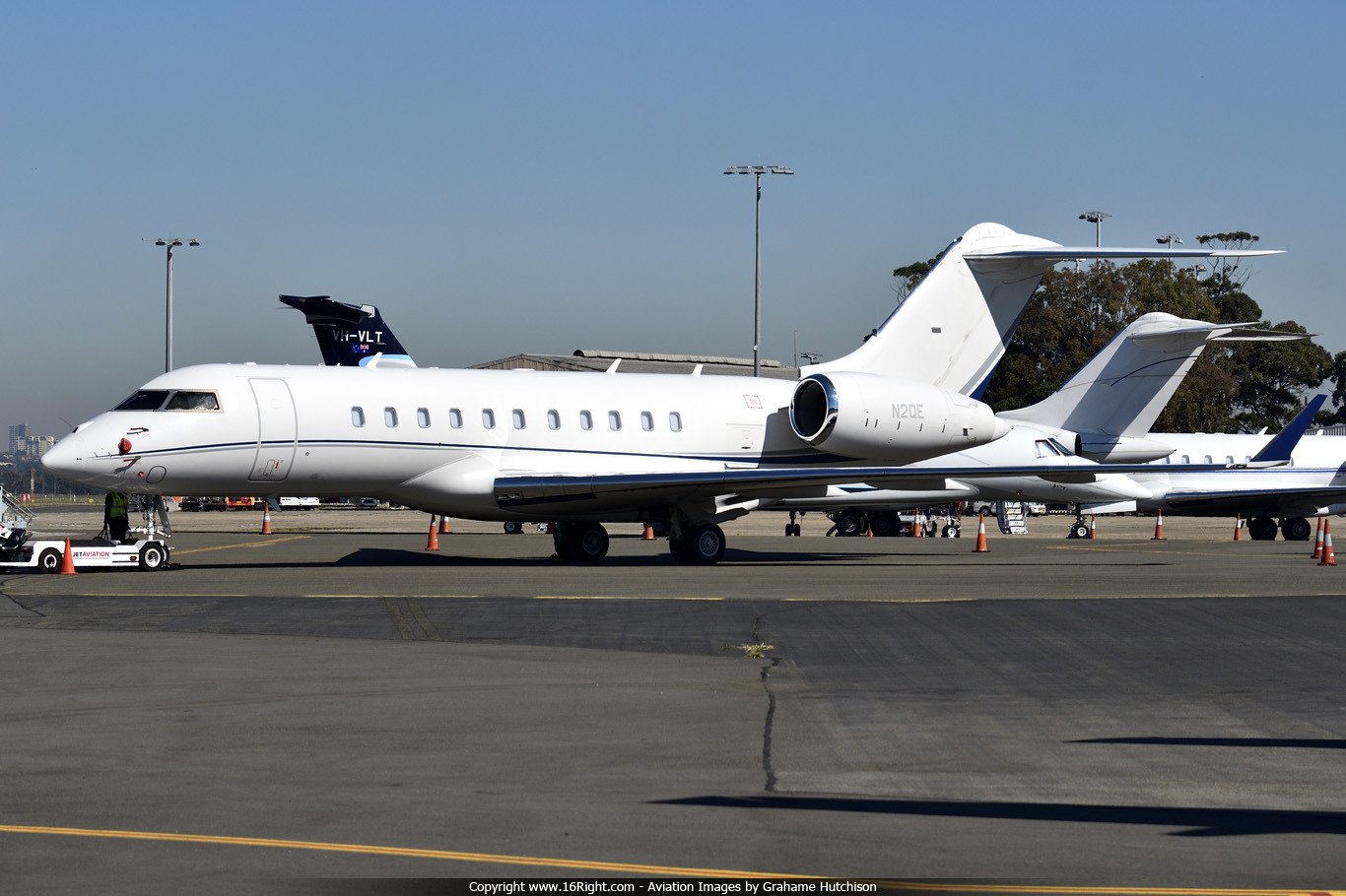 Central Queensland Plane Spotting American Registered Bombardier Global 5000 Bizjet N2QE Calls